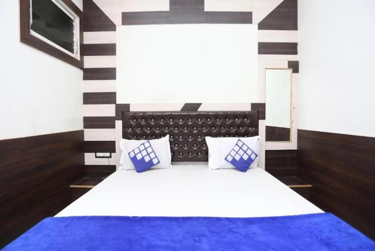 Goroomgo New Ashiyana Palace فاراناسي المظهر الخارجي الصورة
