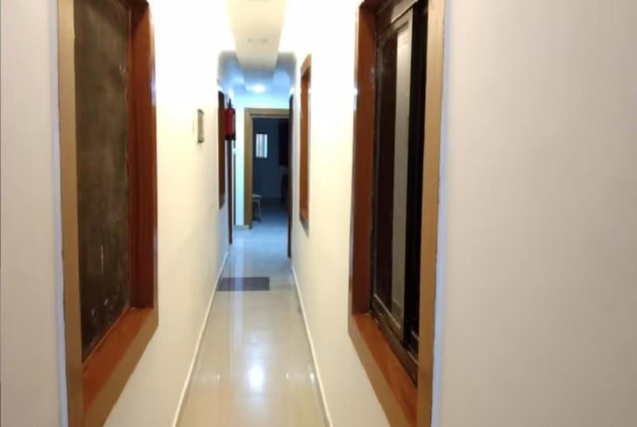 Goroomgo New Ashiyana Palace فاراناسي المظهر الخارجي الصورة